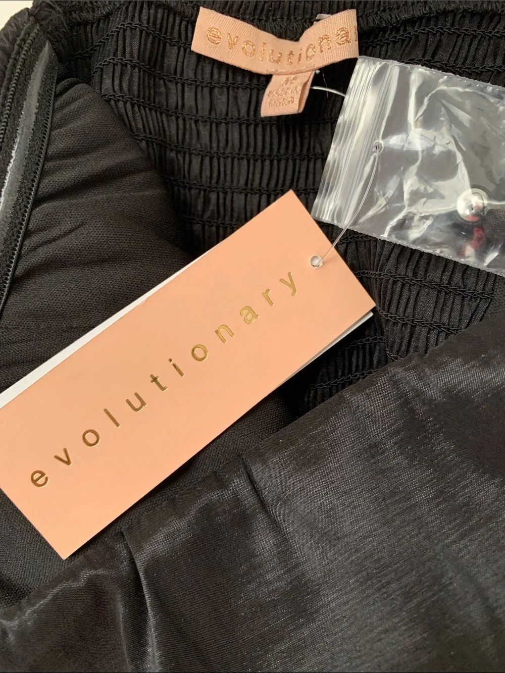NWT Evolutionary Black Strapless Crop Top with Large Back Bow Size M - Picture 6 of 8